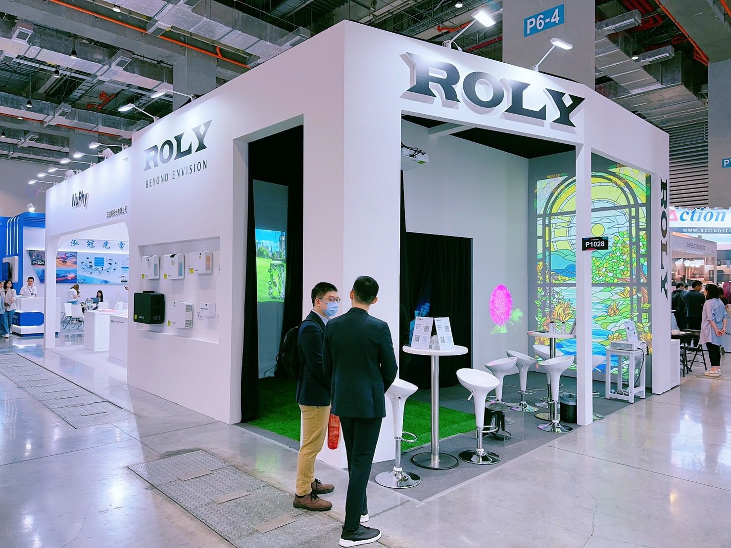 COMPUTEX展亮相 台灣品牌ROLY推出高質感光影3LCD技術